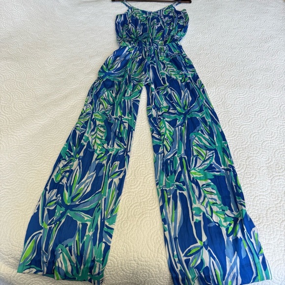 Lilly Pulitzer Blue and White Tropical Jumpsuit - Picture 2 of 13
